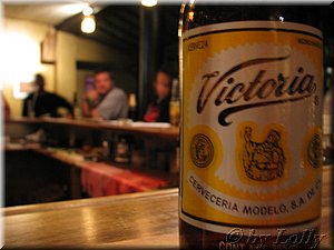 cerca de mi cerveza.JPG